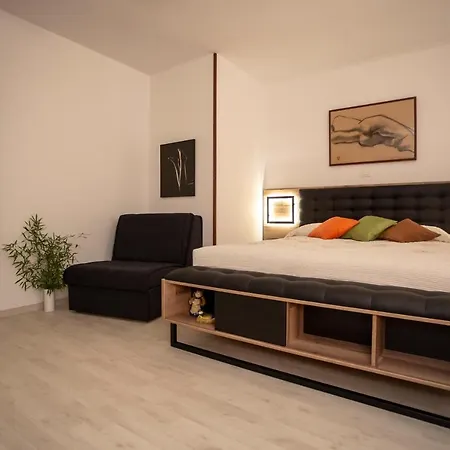 Zonta 800 M From Apartment *
